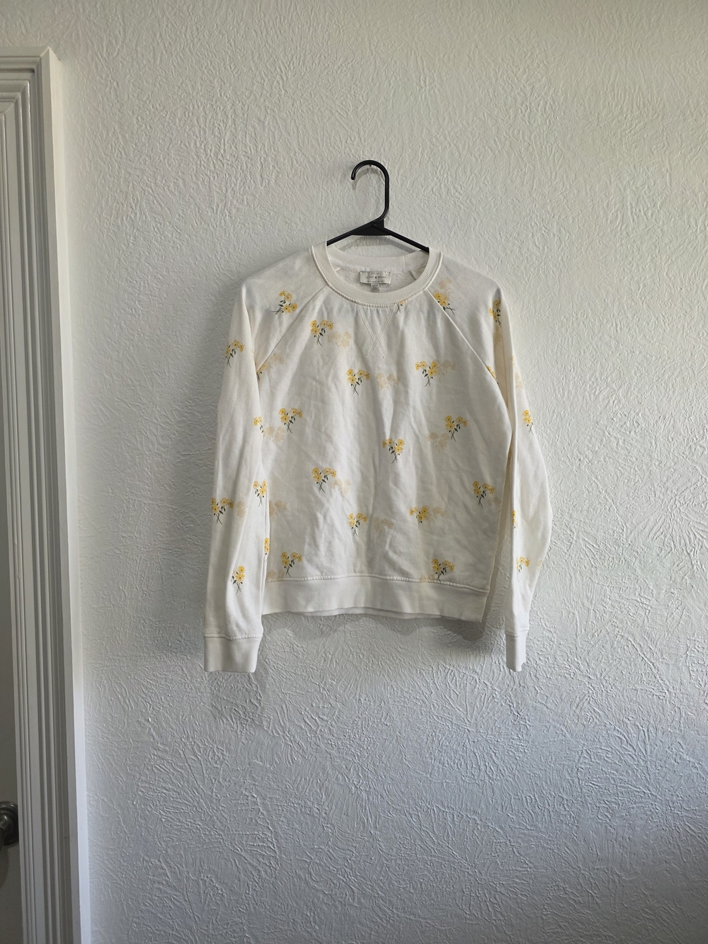Preppy Floral Cottagecore Lucky Brand White & Yellow Crewneck Sweatshirt